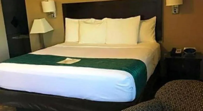 Bed in Suburban Extended Stay La Place