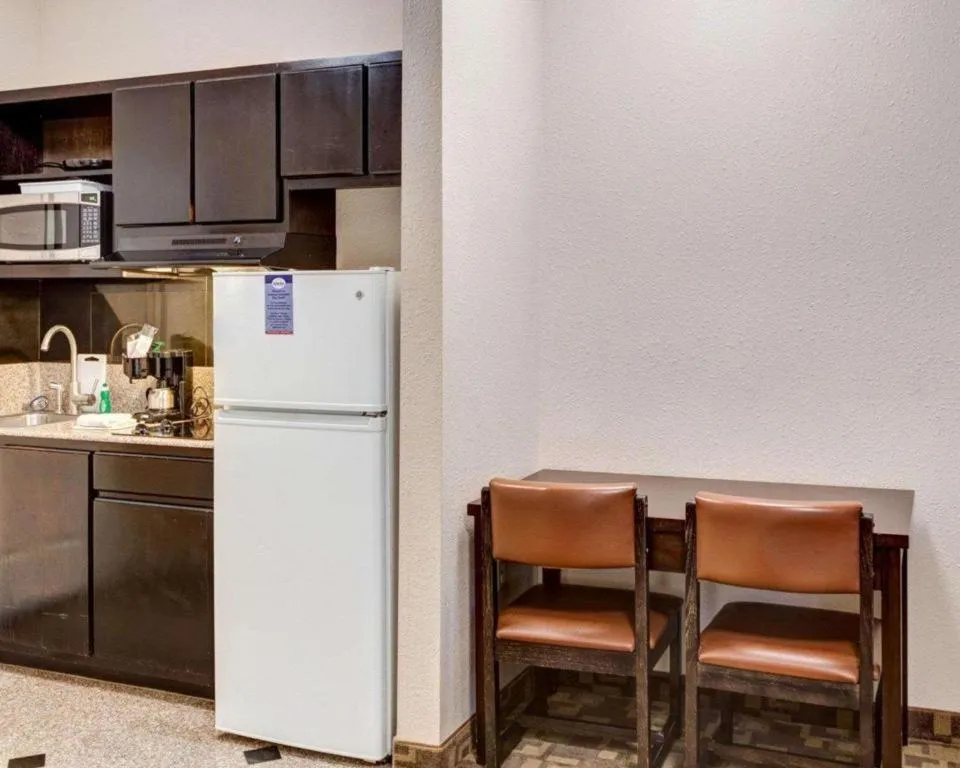 Suburban Extended Stay La Place