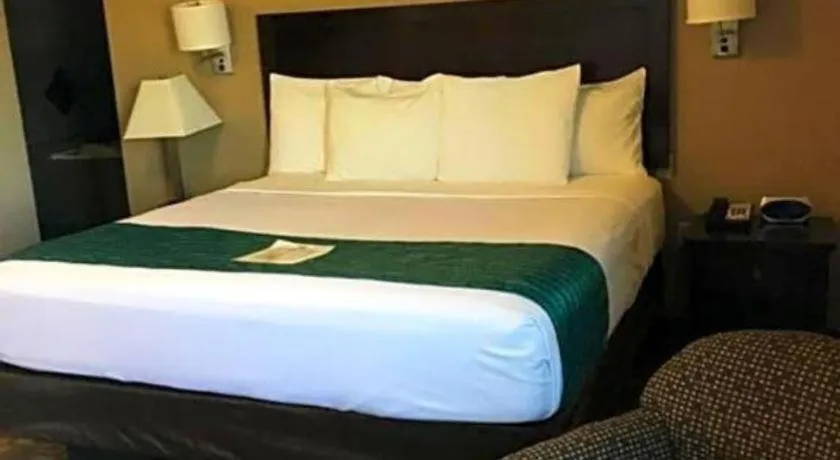 Bed in Suburban Extended Stay La Place