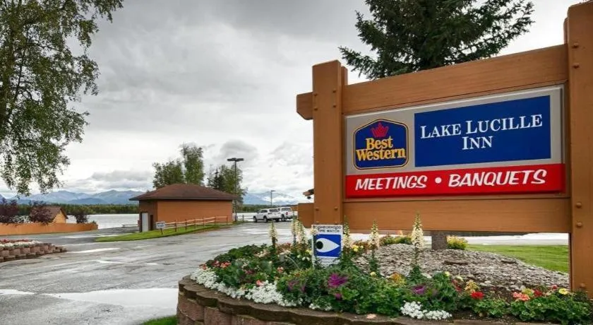 Best Western Lake Lucille Inn