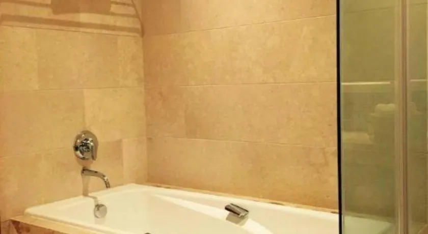 New Century Grand Hotel Ninghai Jinhai