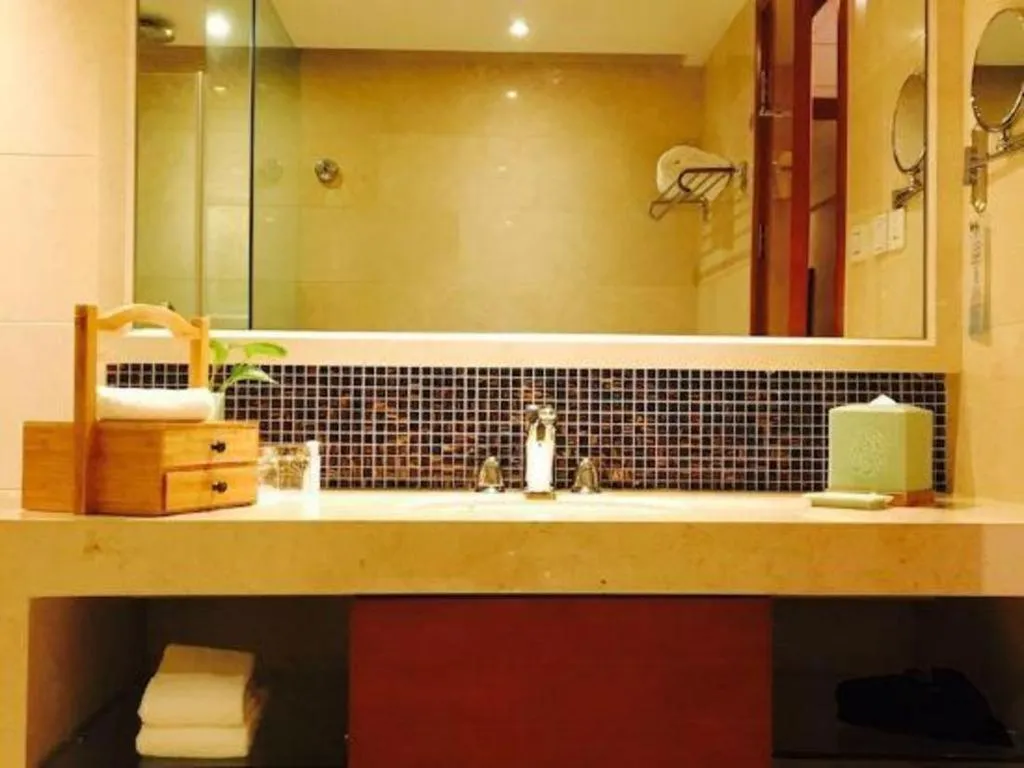 New Century Grand Hotel Ninghai Jinhai