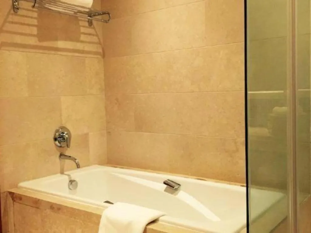 New Century Grand Hotel Ninghai Jinhai