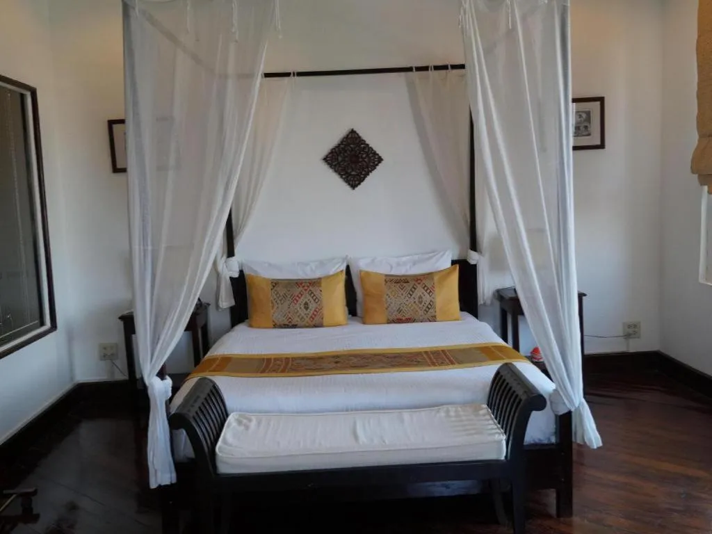 Bed in Residence Sisouk Boutique Hotel