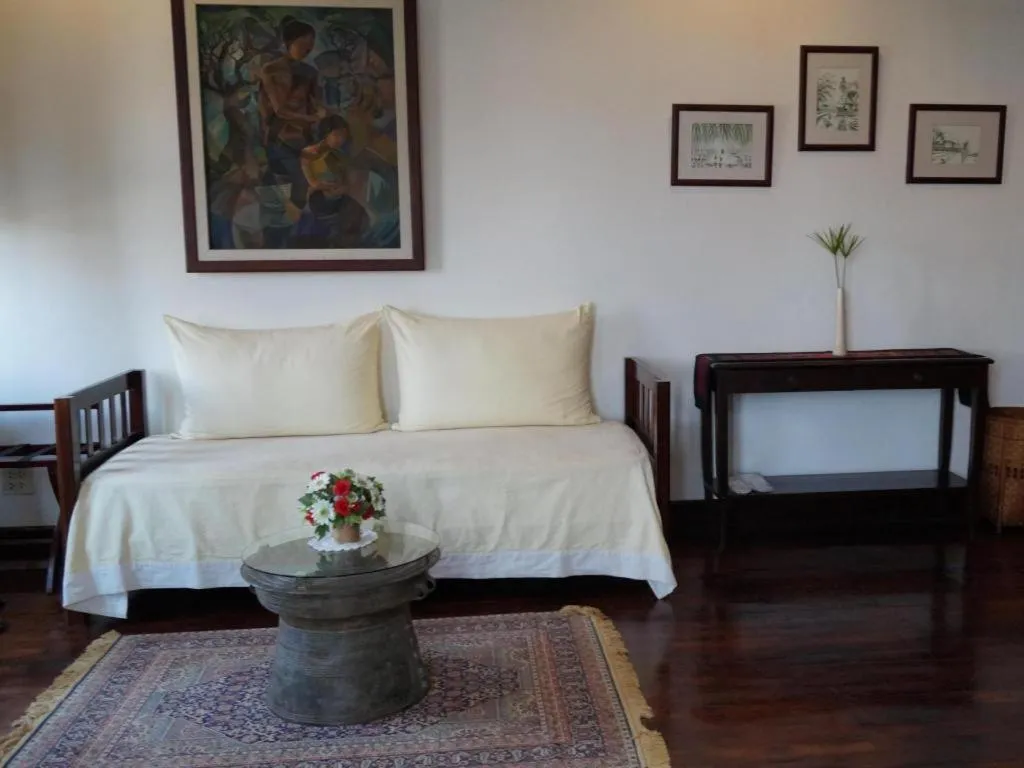 Bed in Residence Sisouk Boutique Hotel