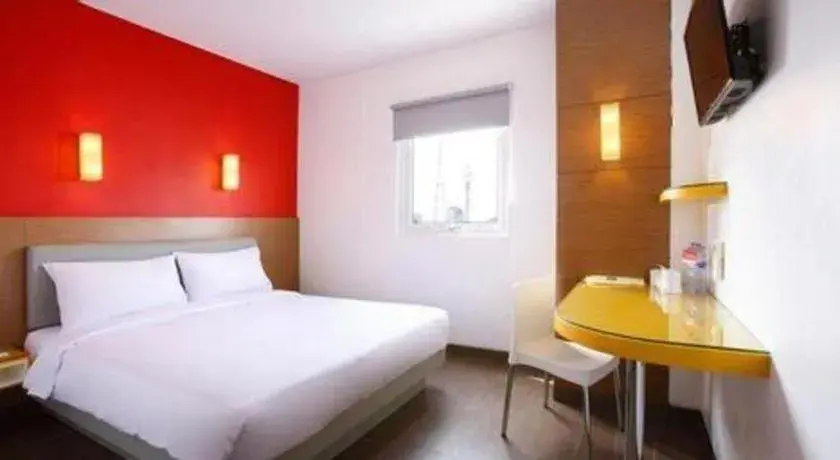 Bed in Amaris Hotel Padjajaran Bogor Bed in Amaris Hotel Padjajaran Bogor