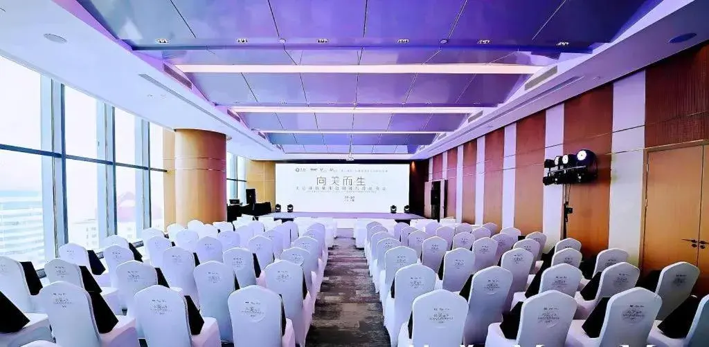 Grand Madison Qingdao Harbour-view Central(Former Qingdao Farglory Hotel) Grand Madison Qingdao Harbour-view Central(Former Qingdao Farglory Hotel)