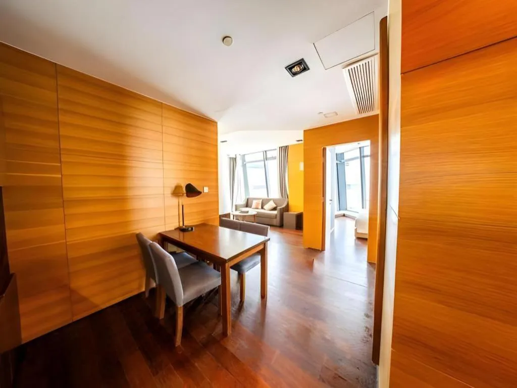 Grand Madison Qingdao Harbour-view Central（Former Qingdao Farglory Hotel）