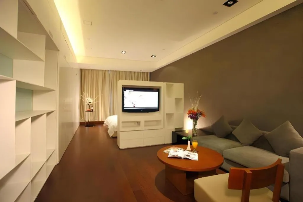 Grand Madison Qingdao Harbour-view Central（Former Qingdao Farglory Hotel）