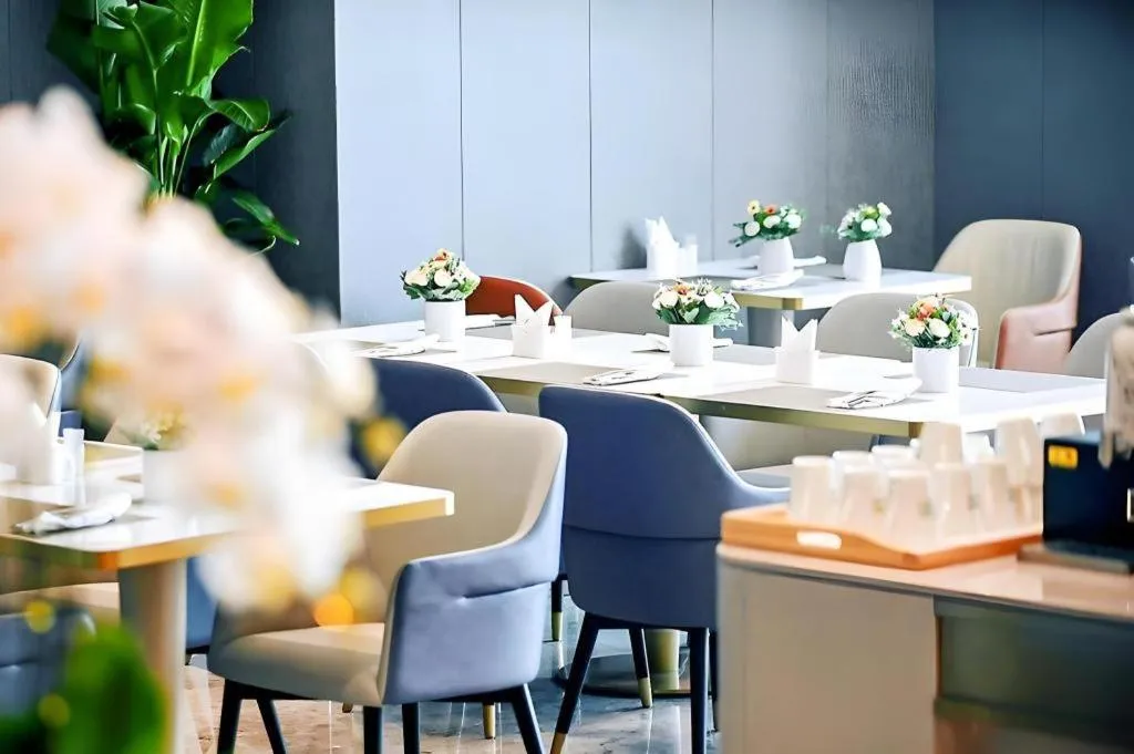 Grand Madison Qingdao Harbour-view Central（Former Qingdao Farglory Hotel）