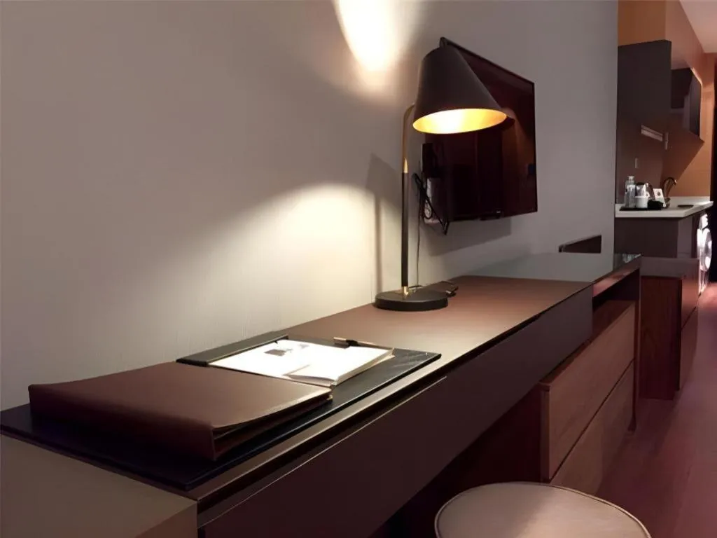 Grand Madison Qingdao Harbour-view Central（Former Qingdao Farglory Hotel）