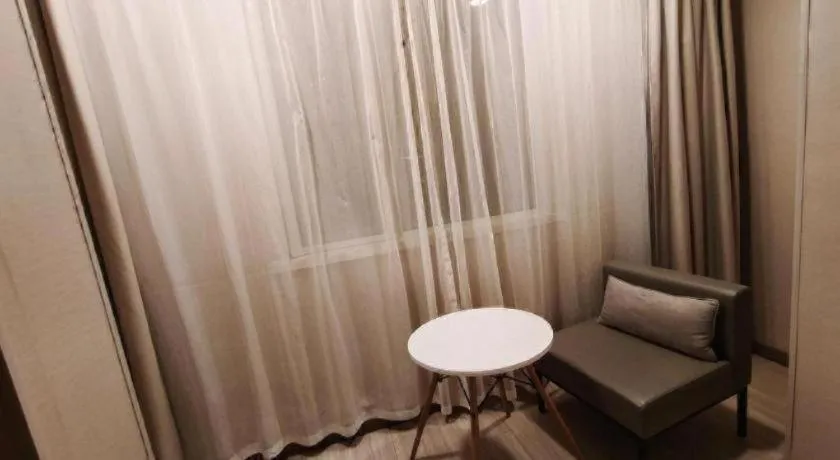 Hanting Hotel Shanghai Zhongshan Park Metro Station