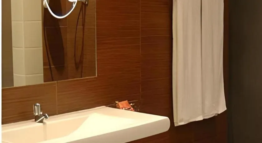 Heritage Habarana Hotel