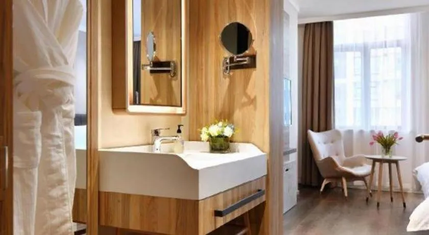 Hanting Premium Hotel Shanghai Xizang Nan Road