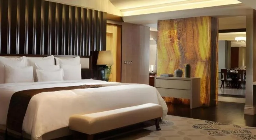 Bed in Hotel Tentrem Yogyakarta