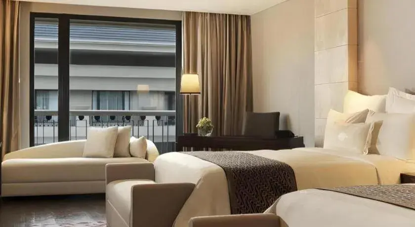 Hotel Tentrem Yogyakarta Hotel Tentrem Yogyakarta