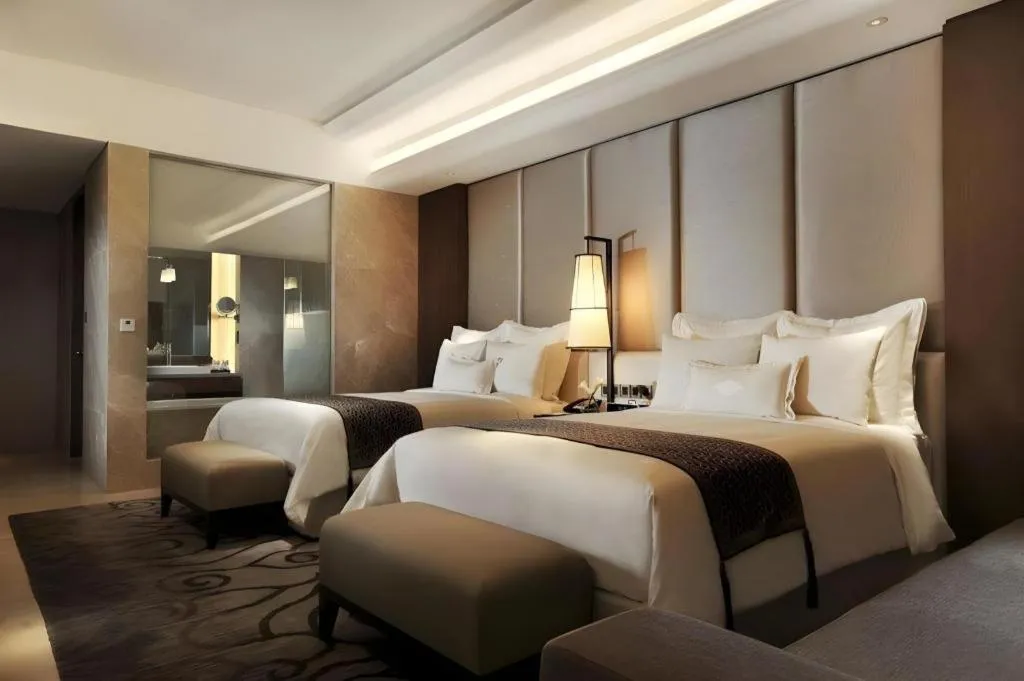Bed in Hotel Tentrem Yogyakarta
