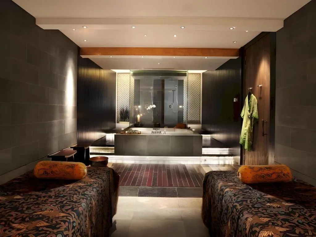 Bed in Hotel Tentrem Yogyakarta