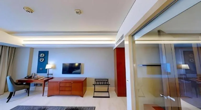 Bed in Hotel Tentrem Yogyakarta