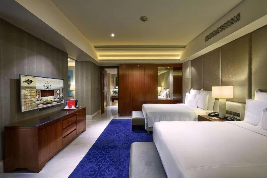 Bed in Hotel Tentrem Yogyakarta