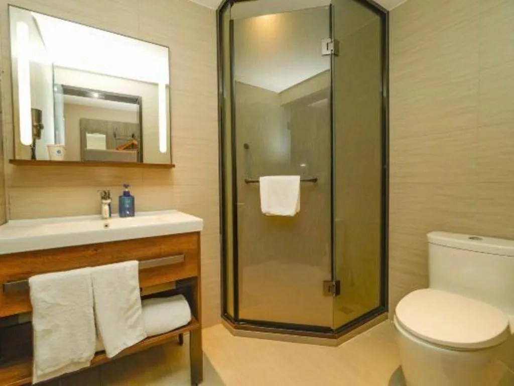 Hanting Hotel Hangzhou Central Wulin Square Metro Station