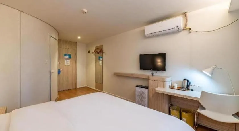 Hanting Hotel Hangzhou West Lake Wulin Square