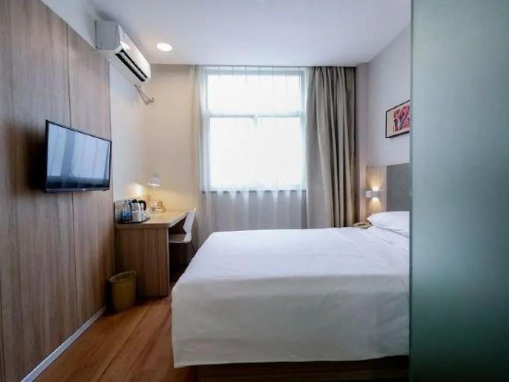 Hanting Hotel Shanghai Jiading Yecheng Road
