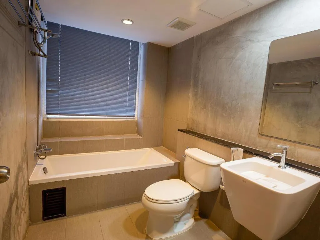 B2 Sea View Pattaya Boutique & Budget Hotel