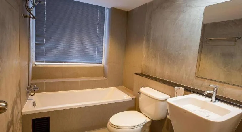 B2 Sea View Pattaya Boutique & Budget Hotel