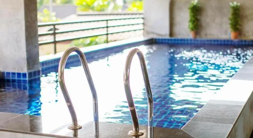 B2 Sea View Pattaya Boutique & Budget Hotel