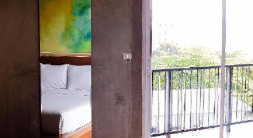 B2 Sea View Pattaya Boutique & Budget Hotel