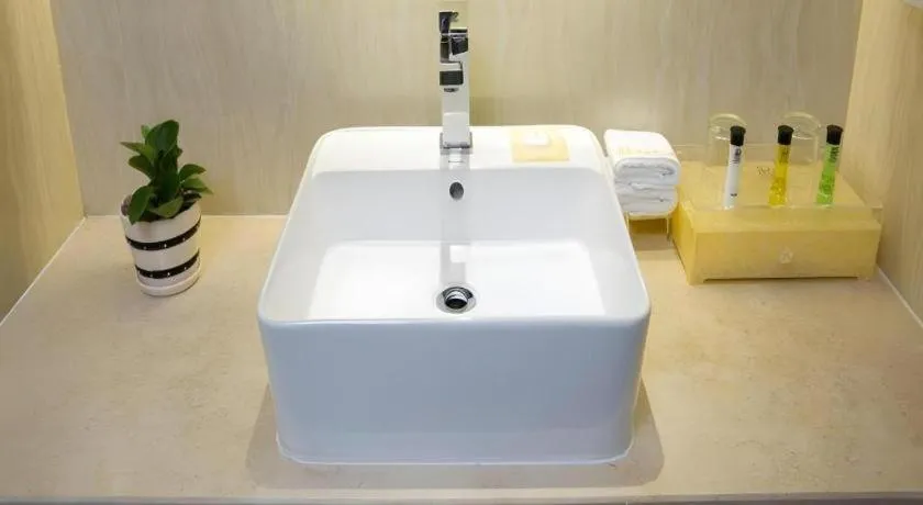 Kecheng Holiday Hotel