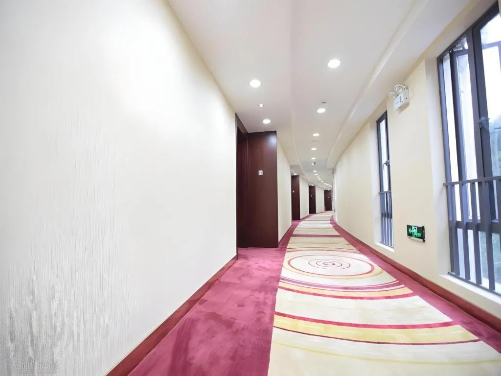 Kecheng Holiday Hotel