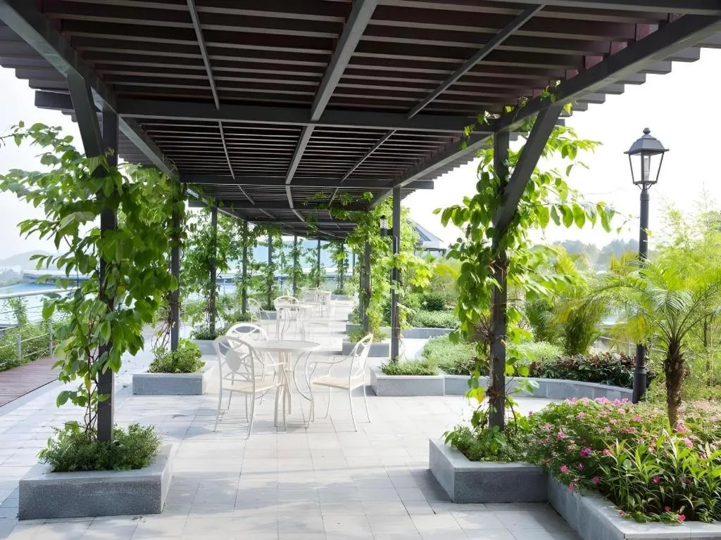 Kecheng Holiday Hotel