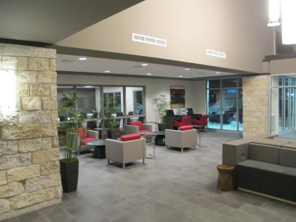 Best Western Plus Eastgate Inn & Suites