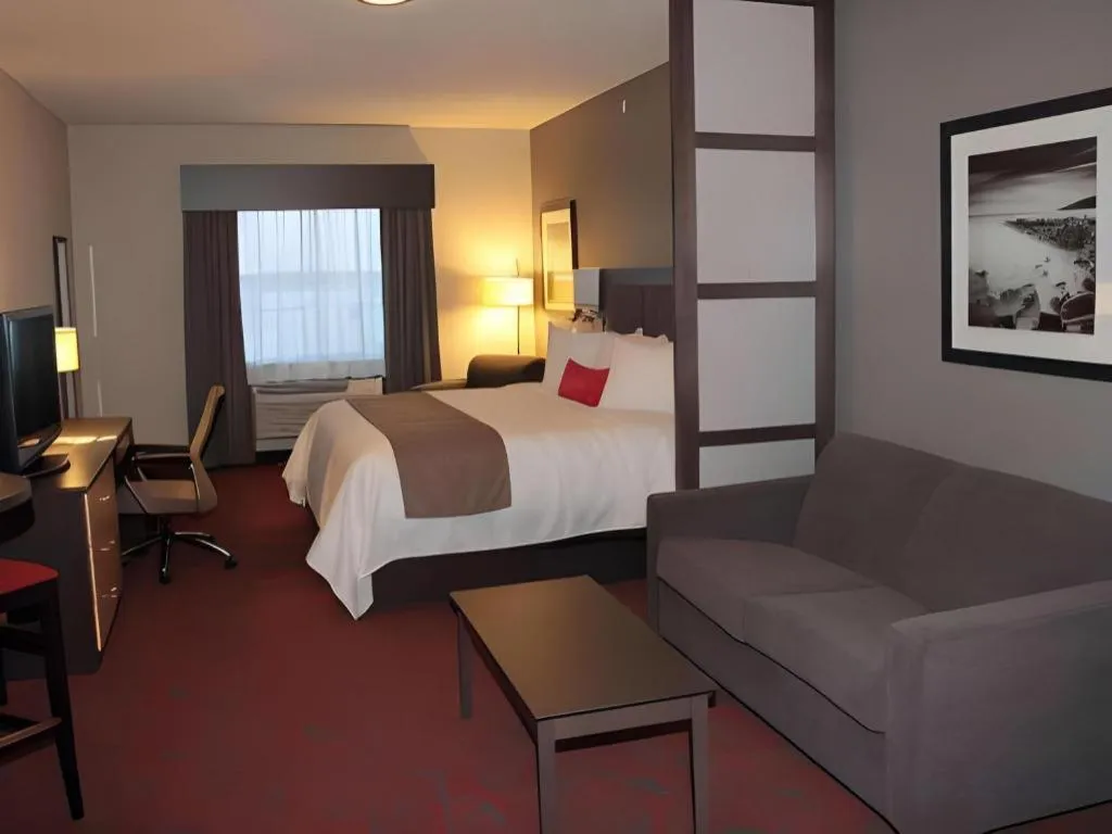Bed in Best Western Plus Eastgate Inn & Suites