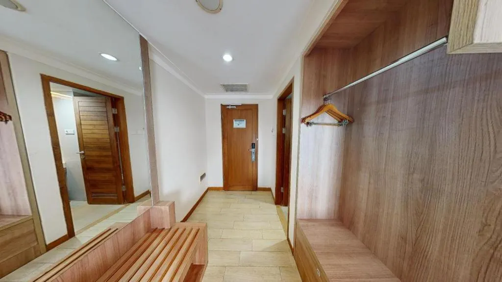 Bed in Horison Aziza Solo