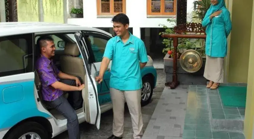 Horison Aziza Solo Horison Aziza Solo