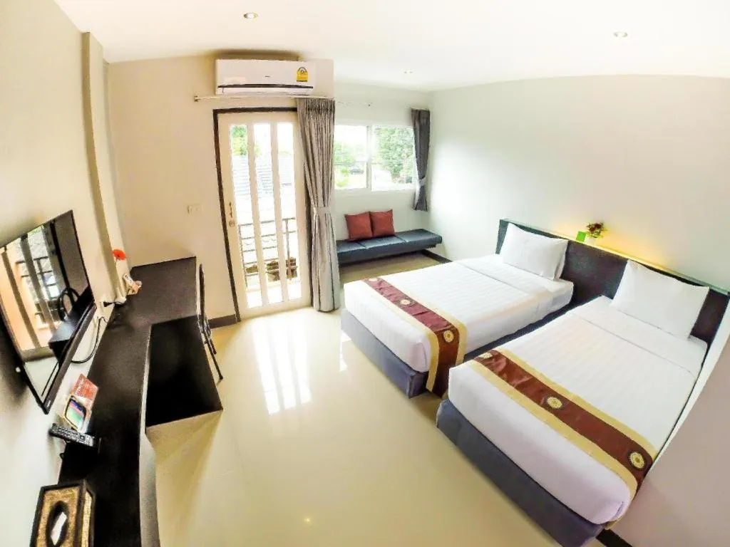 Bed in My Place Phuket Airport Mansion