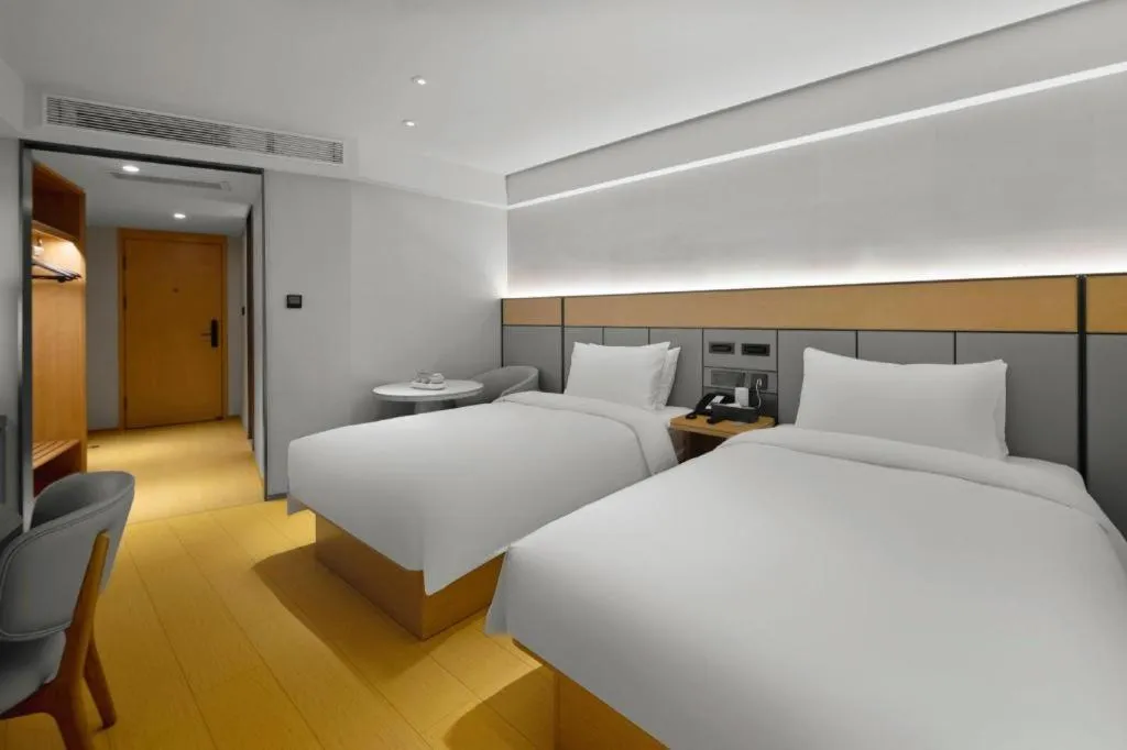 Bed in JI Hotel Chongqing Shangqing Temple