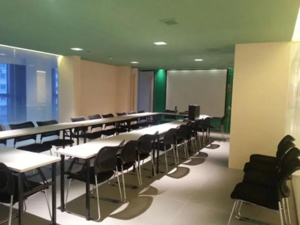 Jinjiang Inn Weihai Liugong Island Scenic Spot Shopping Market Jinjiang Inn Weihai Liugong Island Scenic Spot Shopping Market