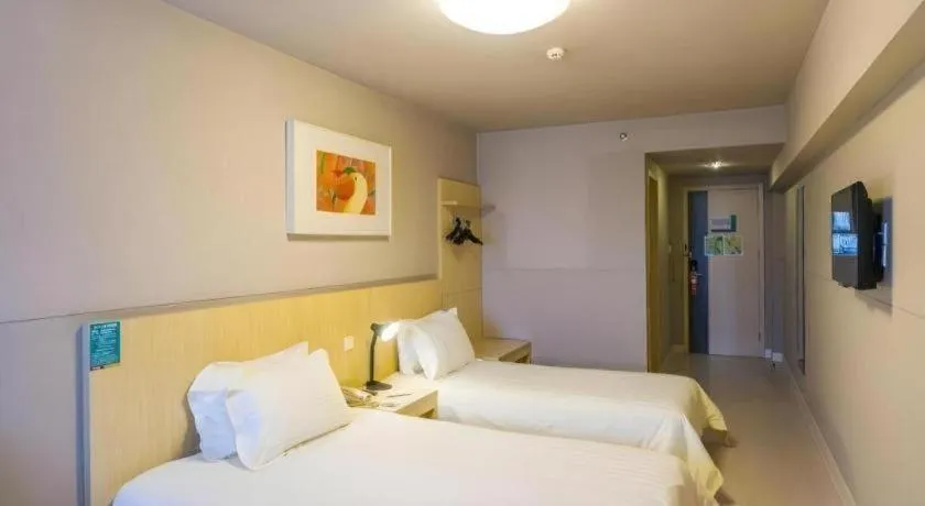 Bed in Jinjiang Inn Weihai Liugong Island Scenic Spot Shopping Market