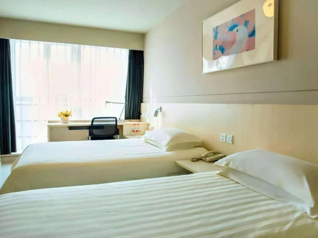 Bed in Jinjiang Inn Weihai Liugong Island Scenic Spot Shopping Market