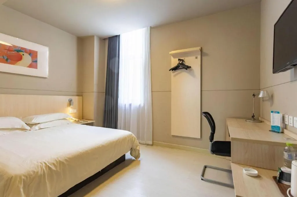 Bed in Jinjiang Inn Weihai Liugong Island Scenic Spot Shopping Market