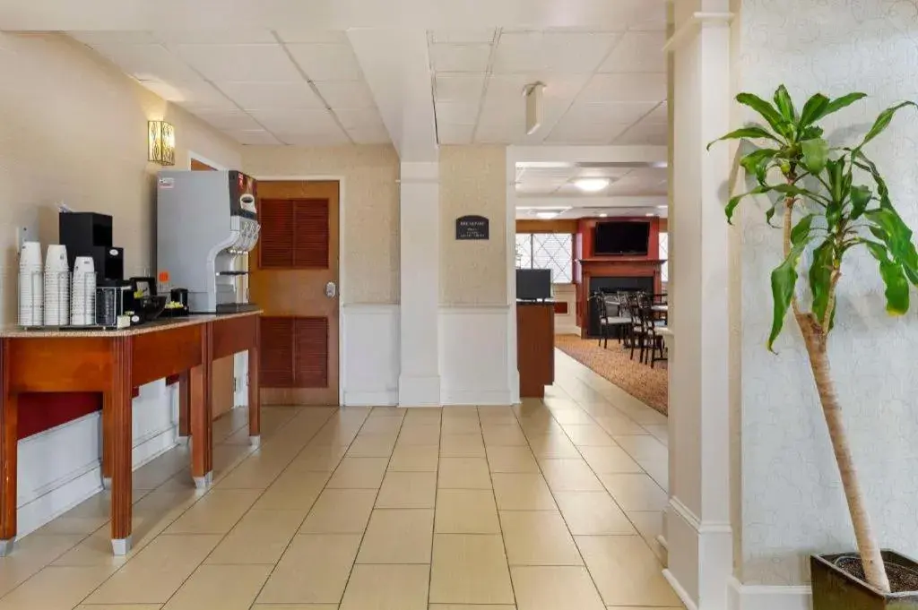 Best Western Plus The Inn at Sharon/Foxboro Best Western Plus The Inn at Sharon/Foxboro