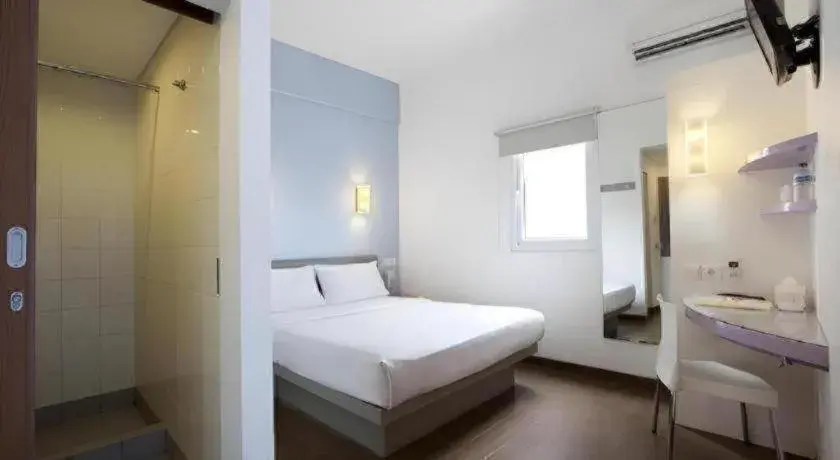 Bed in Amaris Hotel Pakuan Bogor Bed in Amaris Hotel Pakuan Bogor