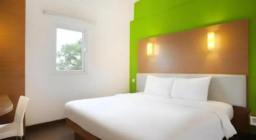 Bed in Amaris Hotel Pakuan Bogor Bed in Amaris Hotel Pakuan Bogor