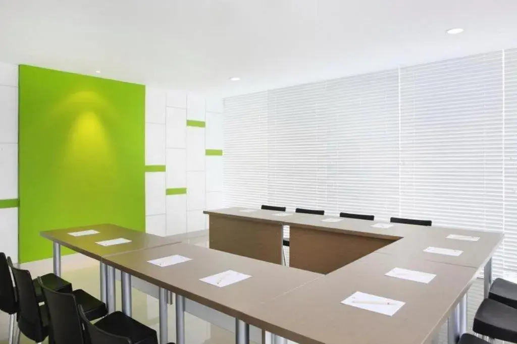 Amaris Hotel Pakuan Bogor Amaris Hotel Pakuan Bogor