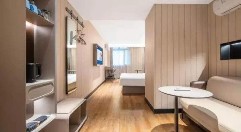 Hanting Hotel Chongqing Nanping Wanda Metro Station Hanting Hotel Chongqing Nanping Wanda Metro Station