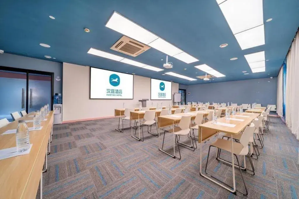 Hanting Hotel Chongqing Nanping Wanda Metro Station Hanting Hotel Chongqing Nanping Wanda Metro Station